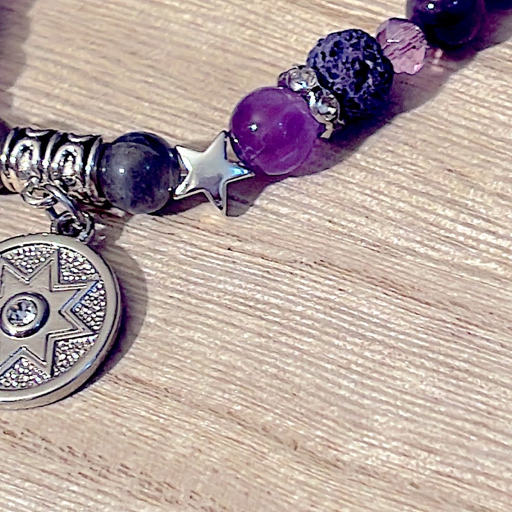 Amethyst, Flash Labradorite, Purple Lava Stone, Amulet Charm Bracelet 💜🖤🤍 - Picture 7 of 12